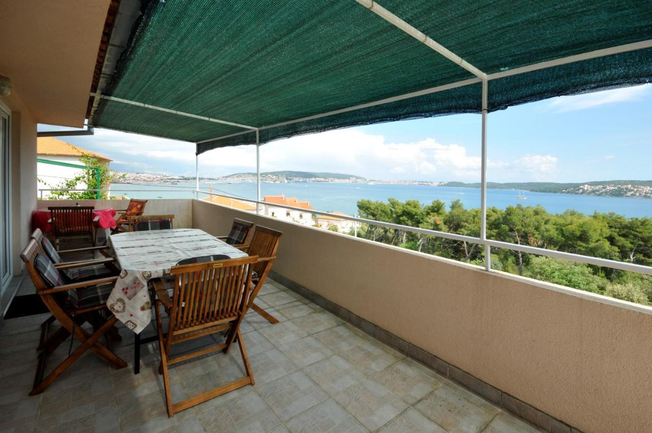 Apartment Sandra Trogir Exteriör bild